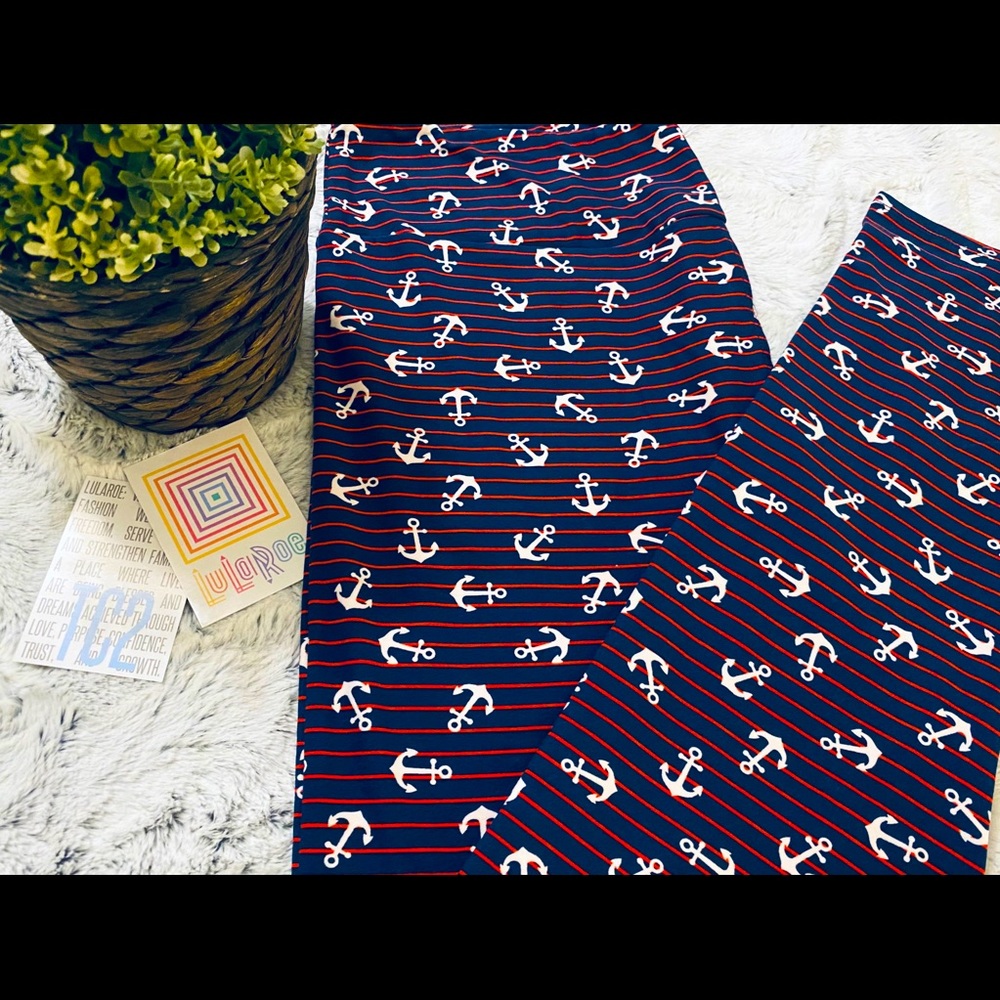 LulaRoe stripe anchor tc2 leggings